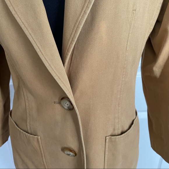 VINTAGE VALENTINO BLAZER IN TAN - Picture 9 of 9